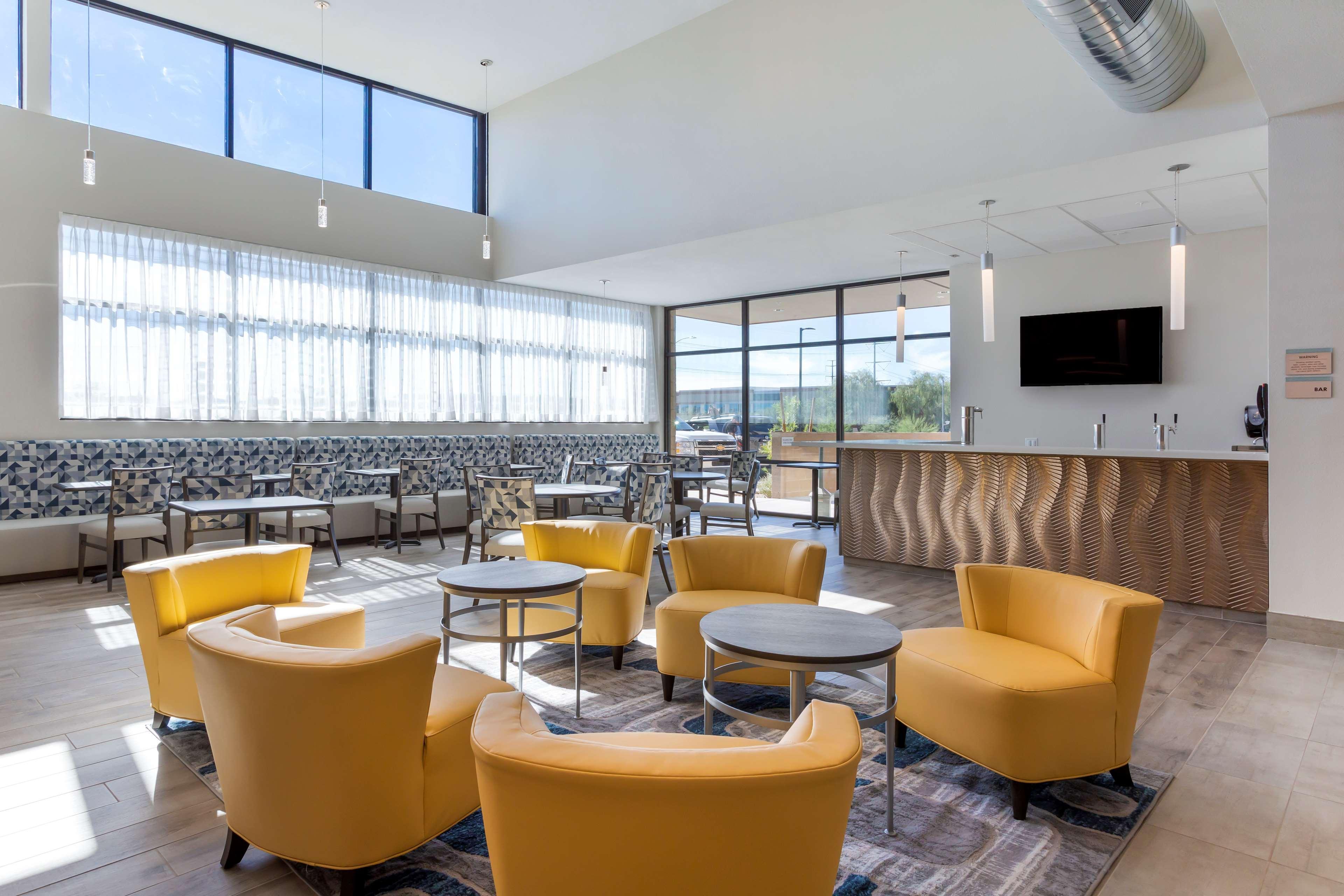 Best Western Plus Executive Residency Phoenix North Happy Valley Bagian luar foto