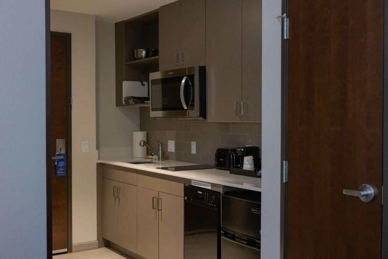 Best Western Plus Executive Residency Phoenix North Happy Valley Bagian luar foto