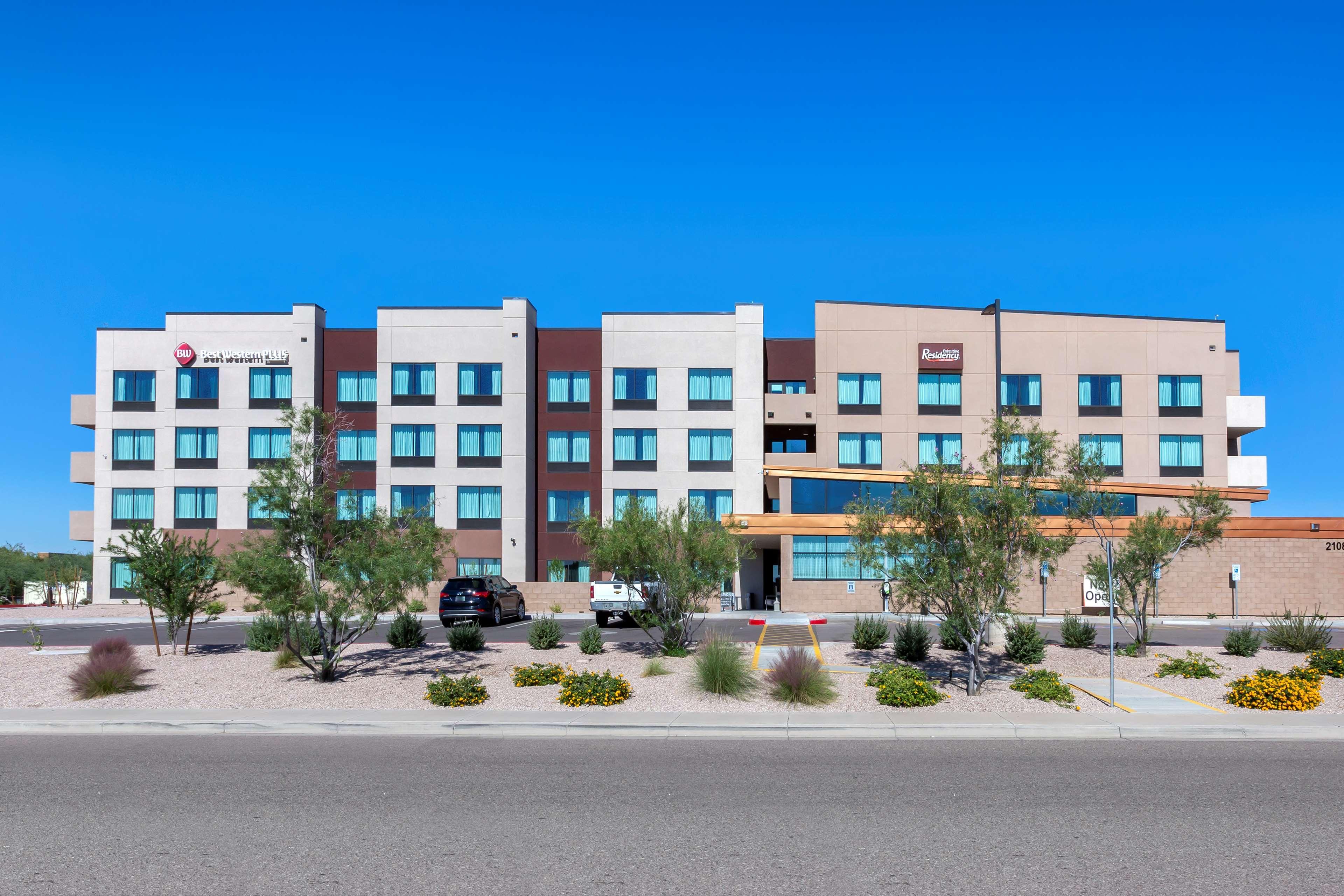 Best Western Plus Executive Residency Phoenix North Happy Valley Bagian luar foto