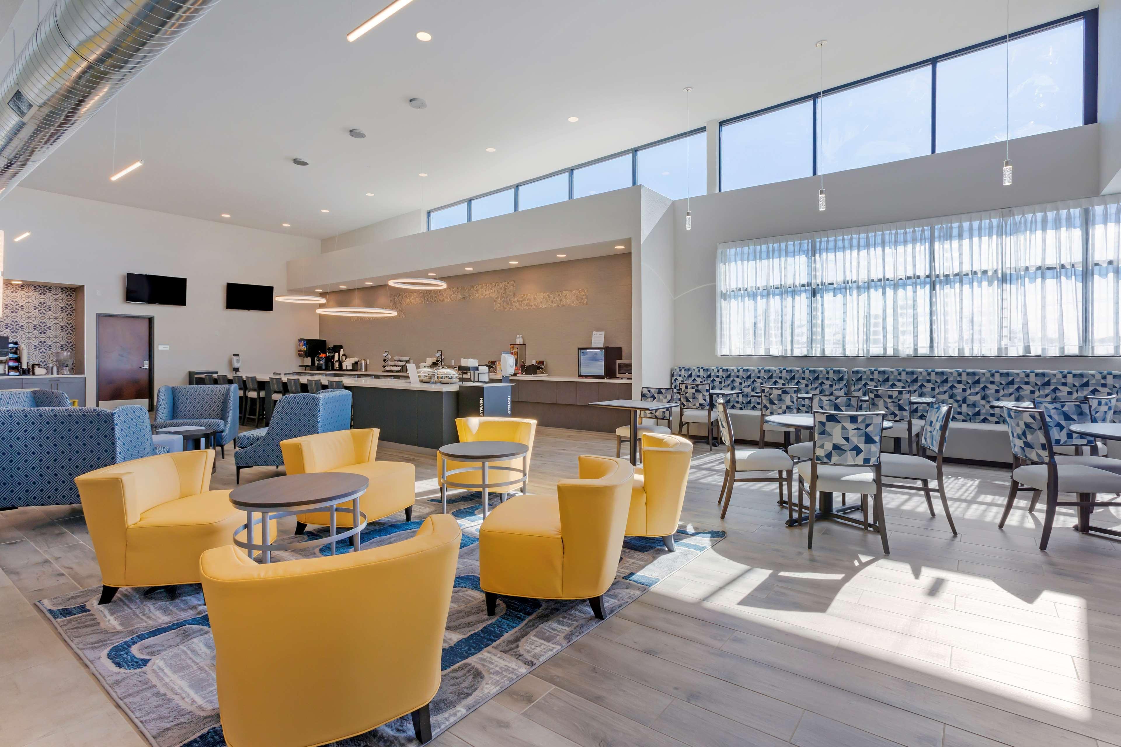Best Western Plus Executive Residency Phoenix North Happy Valley Bagian luar foto