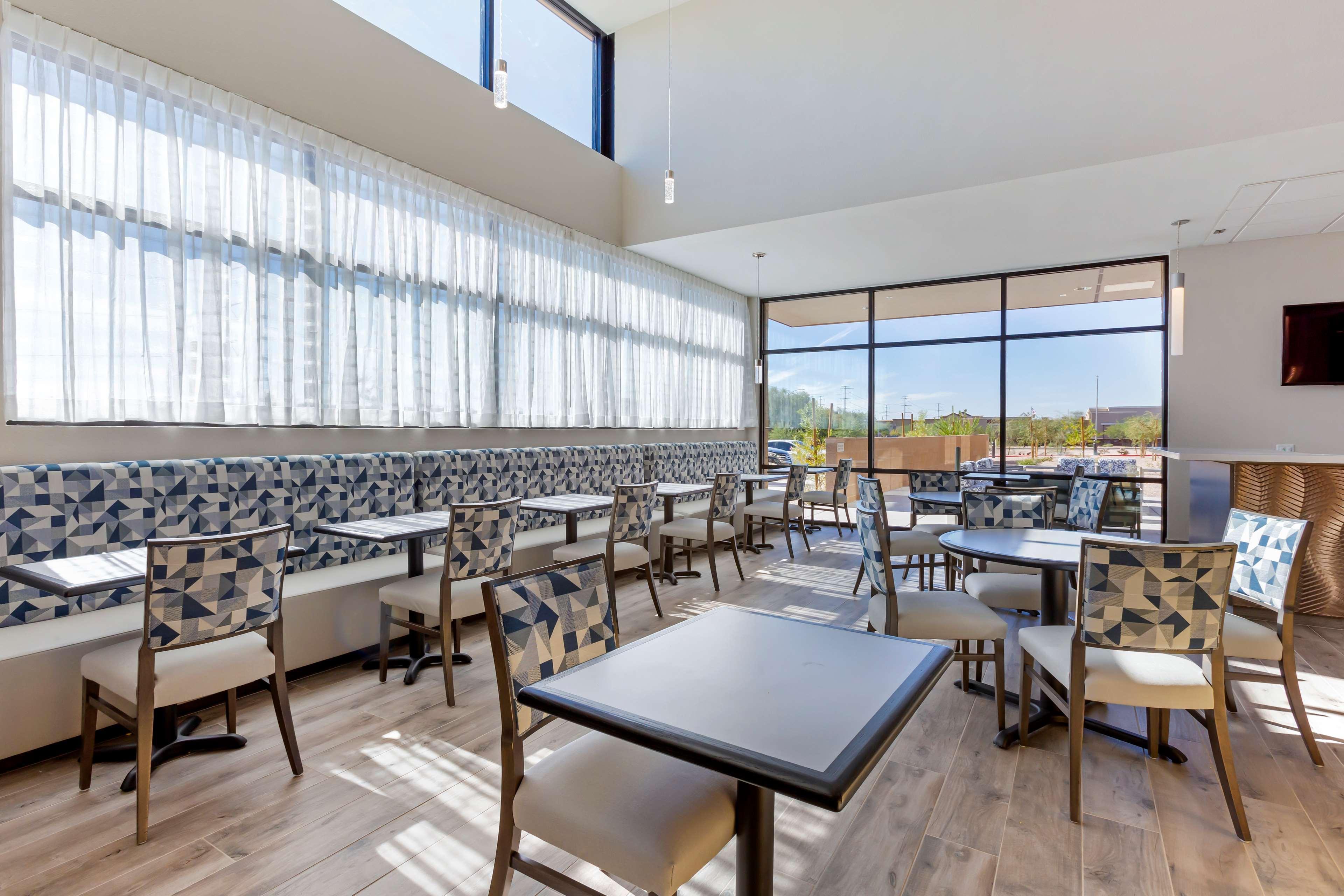Best Western Plus Executive Residency Phoenix North Happy Valley Bagian luar foto